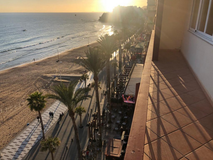 Дуплекс в Benidorm, первая линия