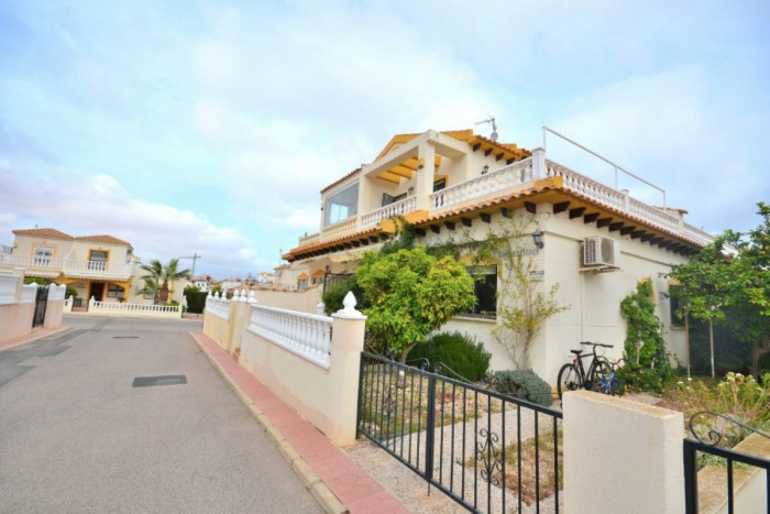 Adosado en Orihuela Costa 