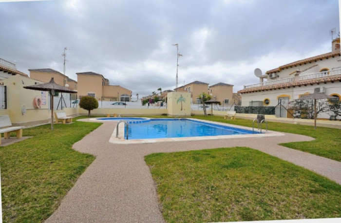 Adosado en Orihuela Costa 