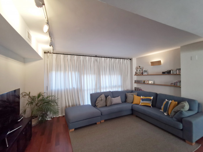Apartamento de 3 niveles en San Juan de Alicante