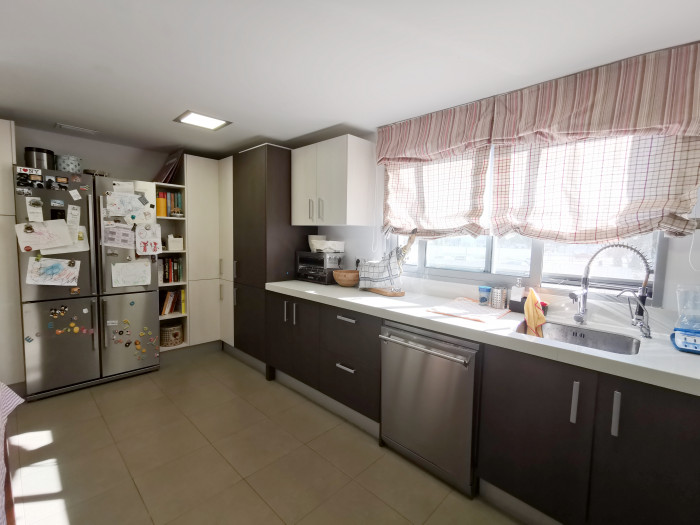 Apartamento de 3 niveles en San Juan de Alicante