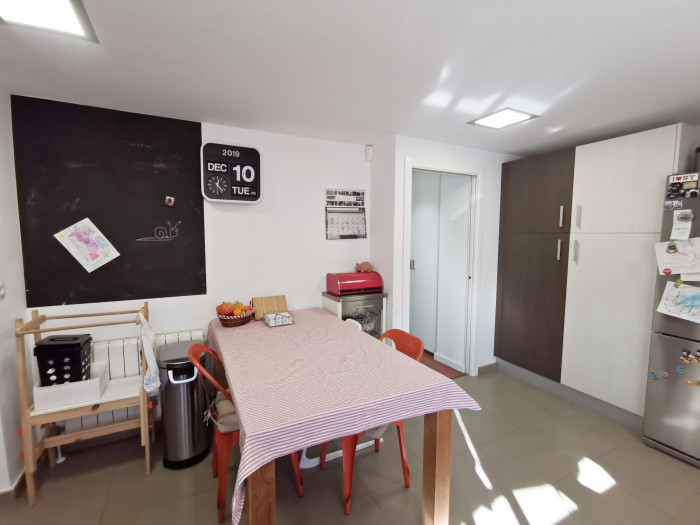 Apartamento de 3 niveles en San Juan de Alicante