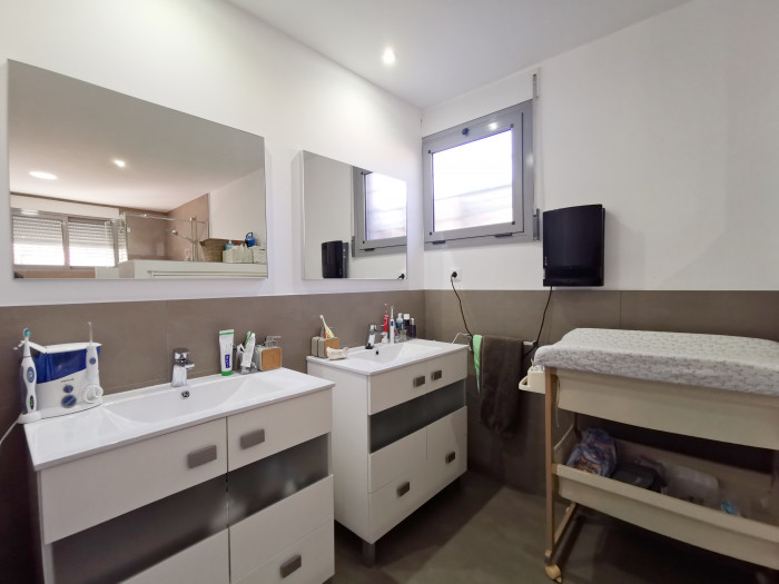 Apartamento de 3 niveles en San Juan de Alicante