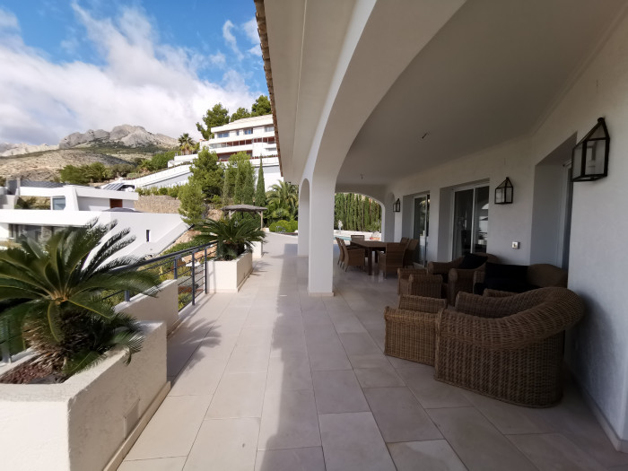 Villa con maravillosas vistas en Altea Hills