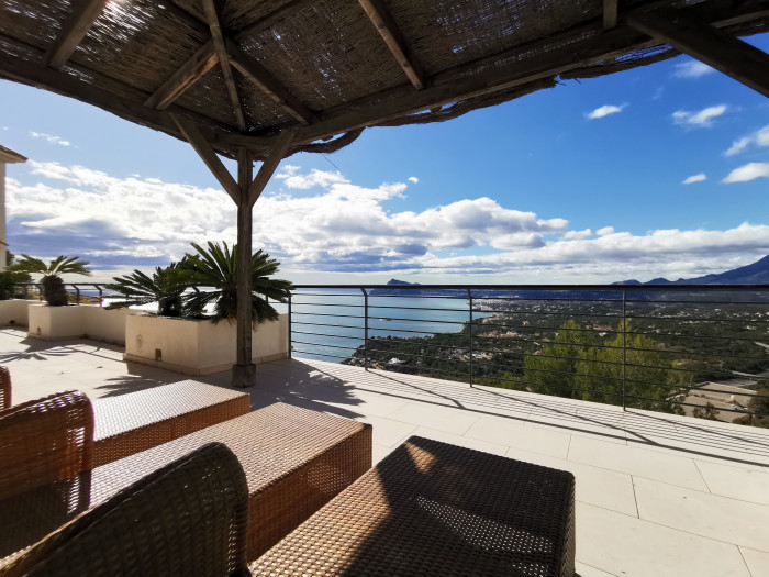 Villa con maravillosas vistas en Altea Hills