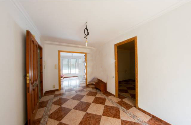 Casa de tres plantas en Alquiler en Alquería de La Condesa