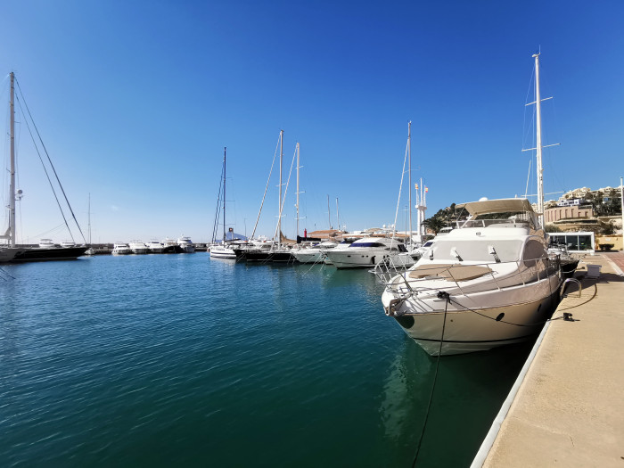 Квартира в порту Луис Кампоманес, Altea
