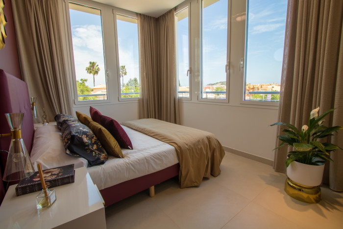 Новые виллы и чалеты в Denia