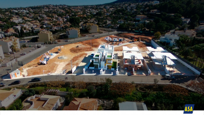 Новые виллы и чалеты в Denia