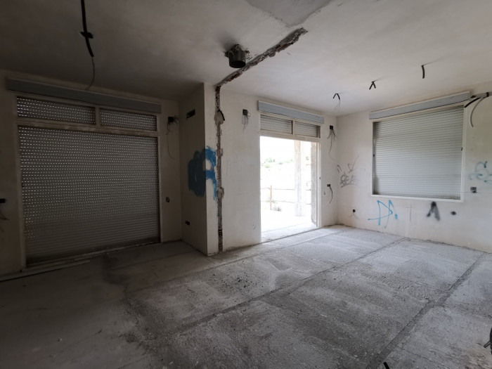 Parcela en La Nucia con la casa