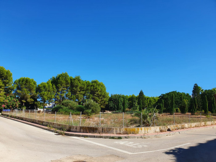 Участок в Denia