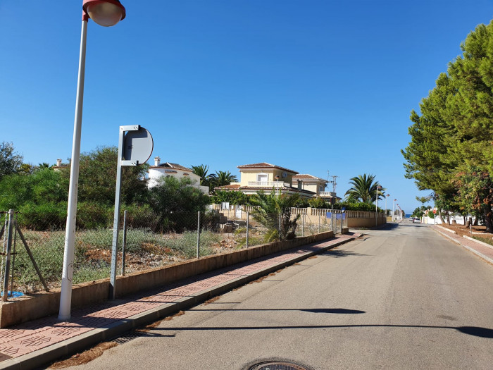 Участок в Denia