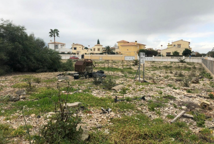 Участок в Denia