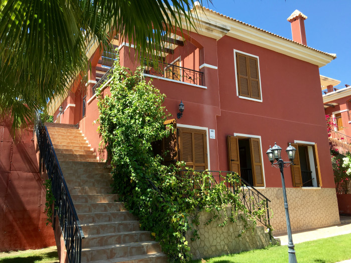Villa en Benidorm, en la urb. Balcón De Finestrat