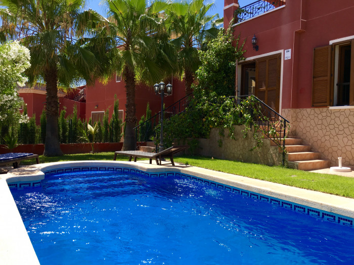 Villa en Benidorm, en la urb. Balcón De Finestrat