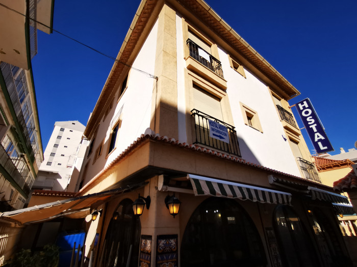 Mini-hotel/hostal, restaurante de playa en gandía