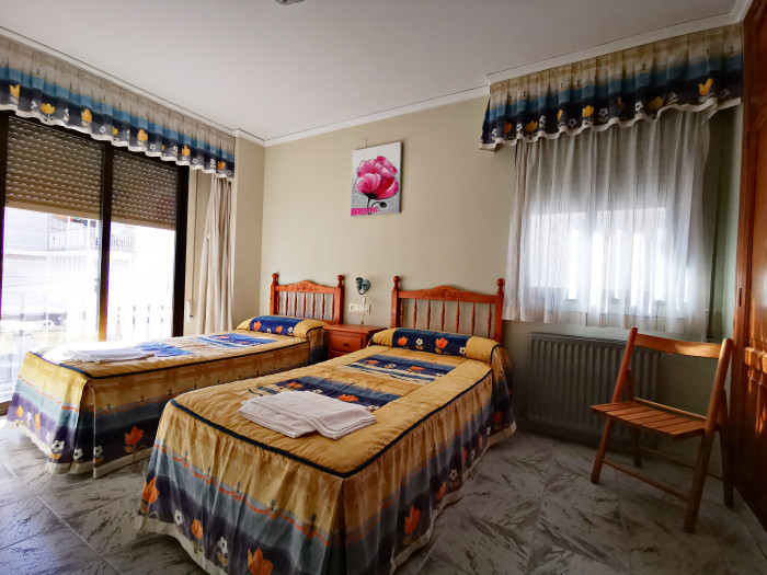Mini-hotel/hostal, restaurante de playa en gandía