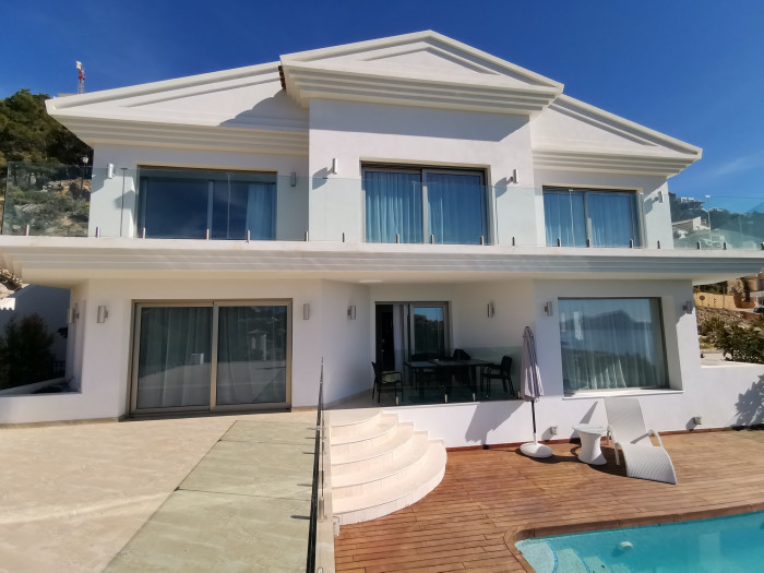 Вилла в Altea Hills с панорамным видом