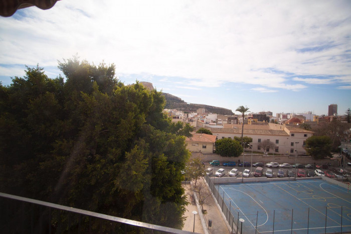 Apartamento en Campoamor Carolinas Altozano